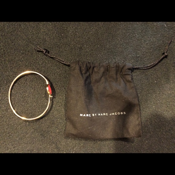 Marc by Marc Jacobs Cuff Bracelet in Pink/Gold - Picture 3 of 3